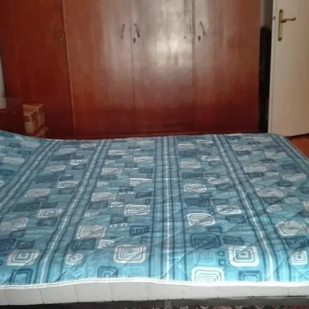 Apartment Kritis